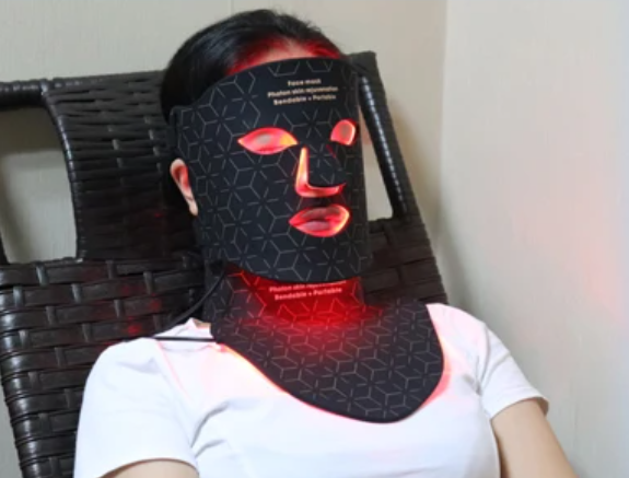 Viva Clear Red Light Therapy Mask For Face & Neck